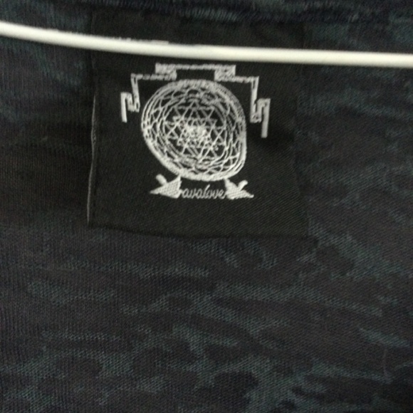 Avalove V-Neck Sheer “Trees” Tee - Picture 4 of 4